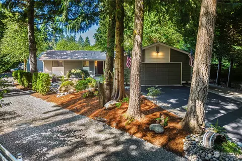 112 Echo Ct, Port Orchard, WA 98366