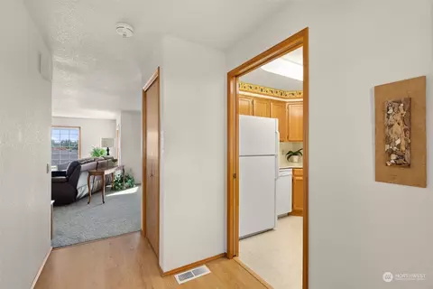 208 Eb Browning Dr, Centralia, WA 98531 photo 5