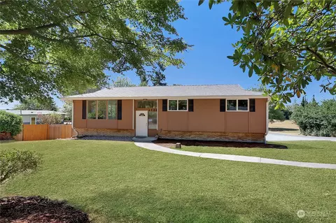 4226 108th Ave E, Edgewood, WA 98372