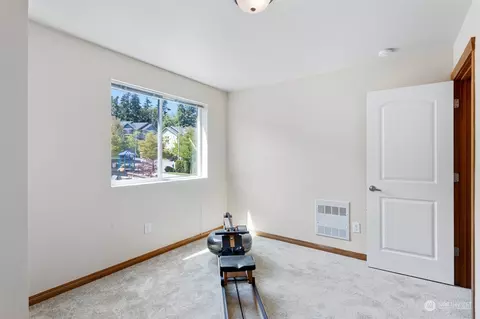 3030 Belmonte Ln, Everett, WA 98201 photo 23