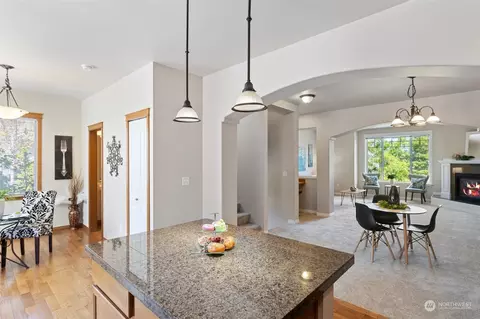 3030 Belmonte Ln, Everett, WA 98201 photo 12