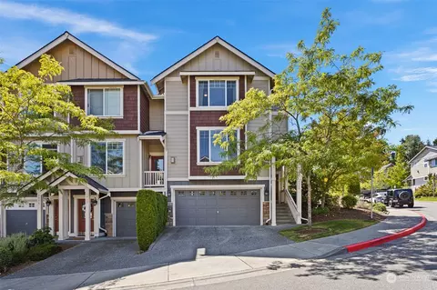 3030 Belmonte Ln, Everett, WA 98201