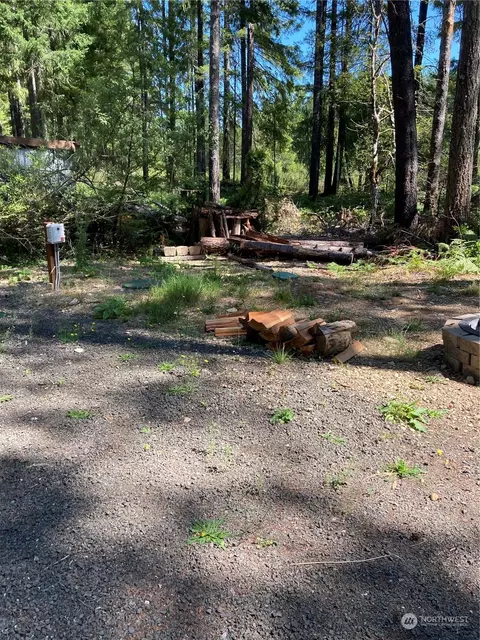 20 N Conifer Crst, Hoodsport, WA 98548