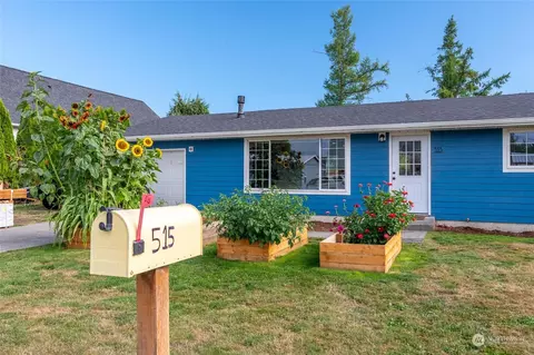515 Third St, Sumas, WA 98295