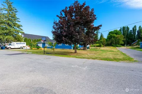 515 Third St, Sumas, WA 98295 photo 32