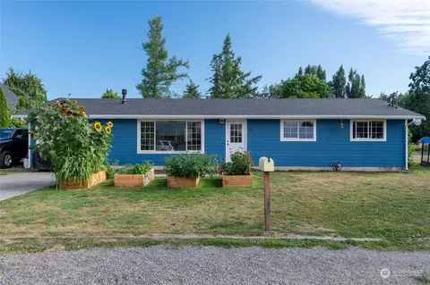 515 Third St, Sumas, WA 98295 photo 2
