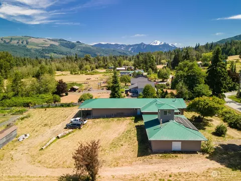 3446 E Smith Rd, Bellingham, WA 98226