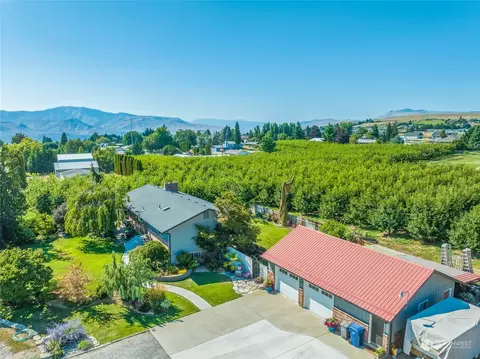 2315 NE 1st St, East Wenatchee, WA 98802
