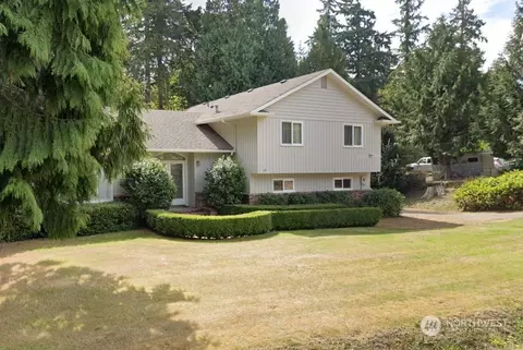 2304 N Castle Way, Brier, WA 98036