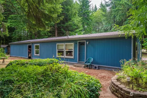 251 W Badger Ln, Shelton, WA 98584