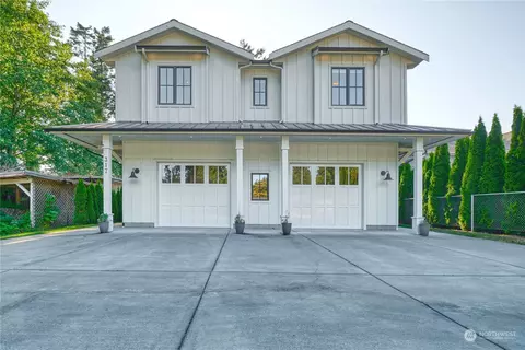 317 Marine Dr, Point Roberts, WA 98281