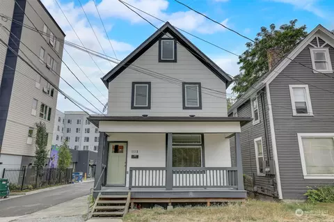 1112 S 8th St, Tacoma, WA 98405