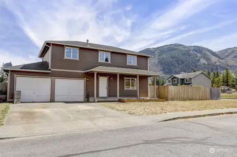 154 19th St, Gold Bar, WA 98251