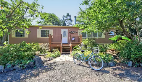 1007 Pine St, Grayland, WA 98547