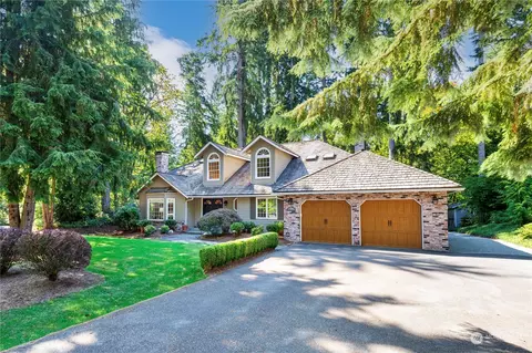 24141 NE 6th Pl, Sammamish, WA 98074