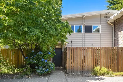 12252 SE 59th St #U134, Bellevue, WA 98006