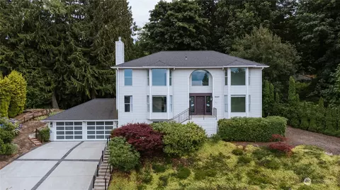 5027 Nichols Pl, Everett, WA 98203