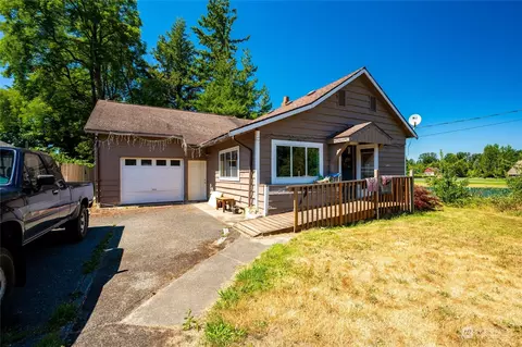 612 Everson Rd, Everson, WA 98247