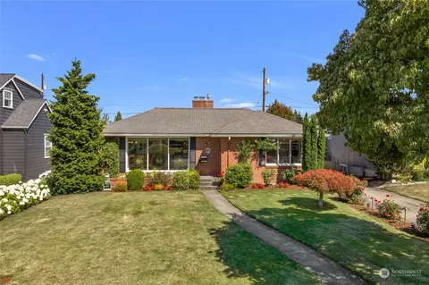 611 Hoyt Ave, Everett, WA 98201