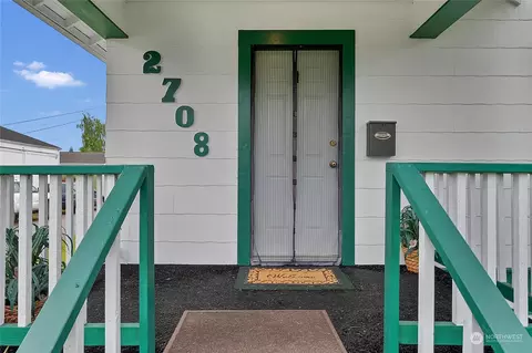 2708 18th St, Everett, WA 98201 photo 4