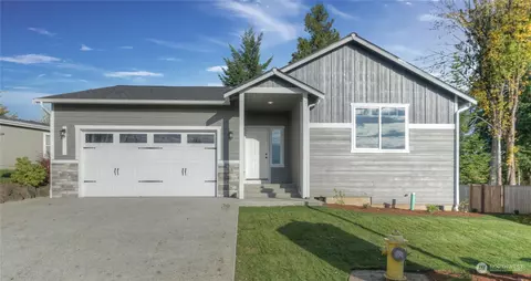 202 Fenway Ct, Chehalis, WA 98532