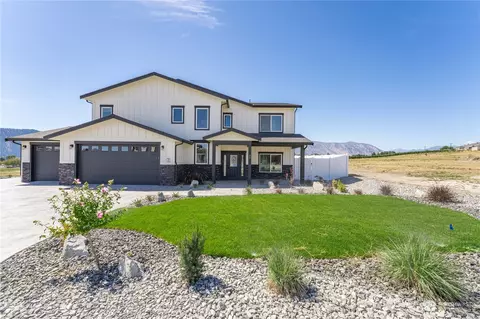 23 Abe Ln, Manson, WA 98831