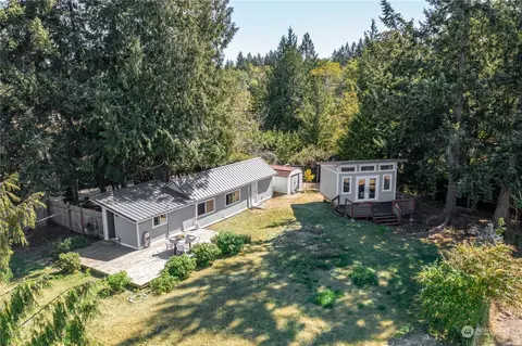 902 Yew Blvd NW, Lakebay, WA 98349