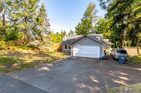 9403 Kenwood Dr SW, Lakewood, WA 98498