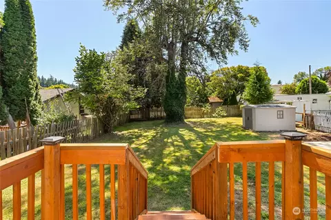 208 E Section St, Mount Vernon, WA 98273 photo 26