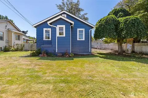208 E Section St, Mount Vernon, WA 98273 photo 2