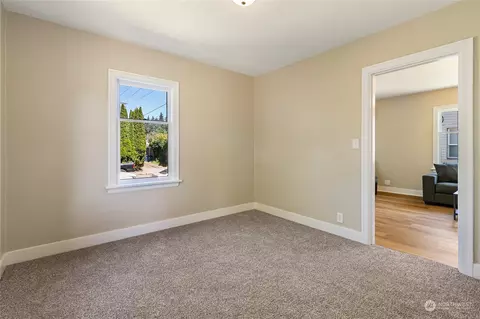 208 E Section St, Mount Vernon, WA 98273 photo 17