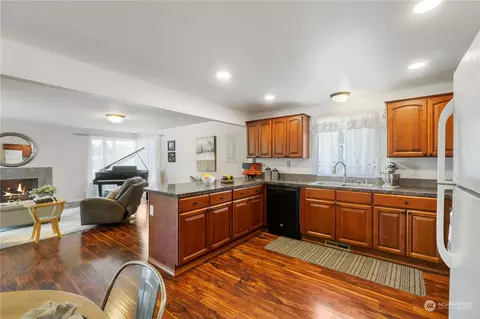 17021 B St E, Spanaway, WA 98387 photo 7