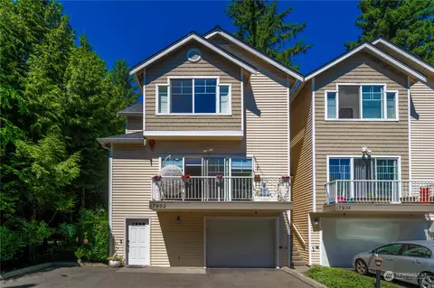 17902 NE 90th St, Redmond, WA 98052