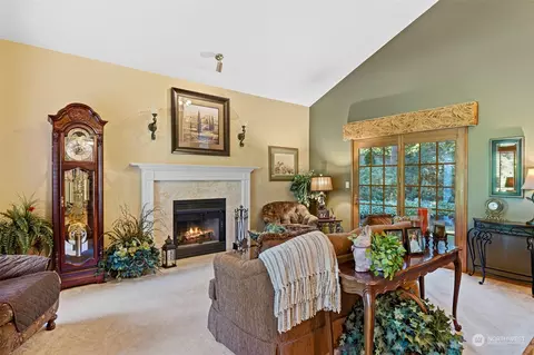 10828 NE 182nd Ct, Bothell, WA 98011 photo 6