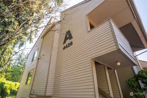 4426 147th Pl NE #A8, Bellevue, WA 98007