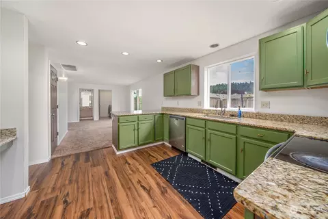 416 Eldredge Ave NW, Orting, WA 98360 photo 8