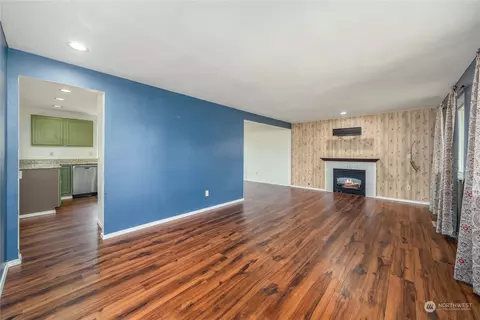 416 Eldredge Ave NW, Orting, WA 98360 photo 3