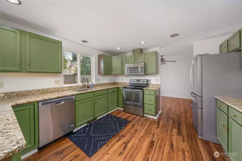 416 Eldredge Ave NW, Orting, WA 98360 photo 9