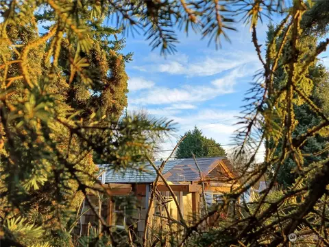 1307 SW 116th St, Burien, WA 98146