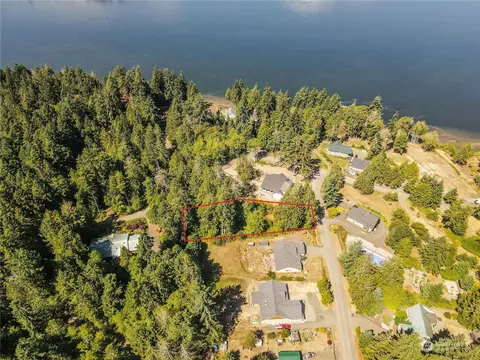 341 E Fox Ln, Shelton, WA 98584