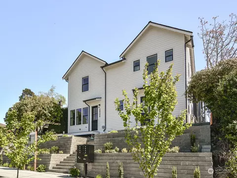 5932 44th Ave SW, Seattle, WA 98136