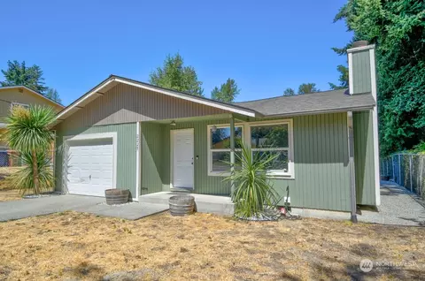 2225 E George St, Tacoma, WA 98404