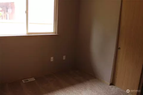 23211 40th Ave E, Spanaway, WA 98387 photo 9