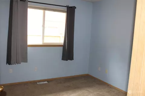 23211 40th Ave E, Spanaway, WA 98387 photo 8
