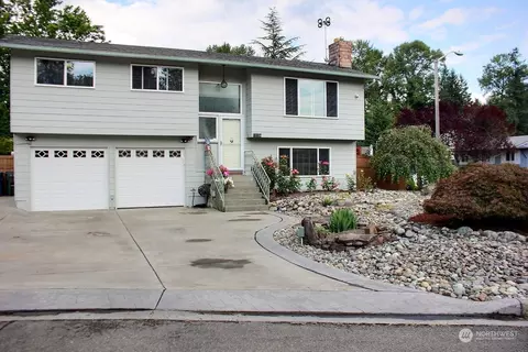 12158 SE 212th Ct, Kent, WA 98031