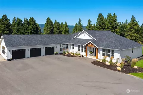 644 Iron Mountain Rd, Cle Elum, WA 98922