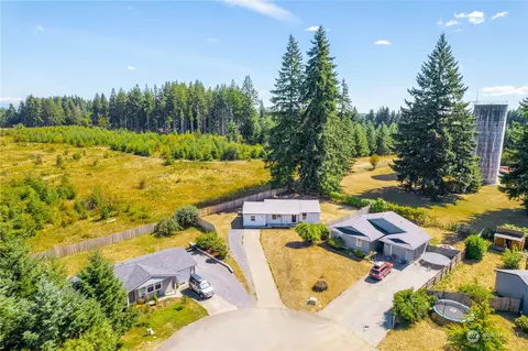 323 Cedar Ct, Winlock, WA 98596 photo 2