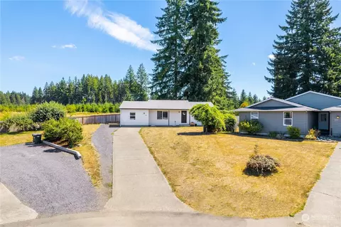 323 Cedar Ct, Winlock, WA 98596