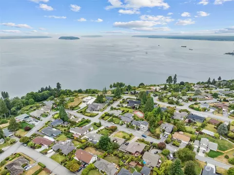 610 View Ridge Dr, Everett, WA 98203 photo 3