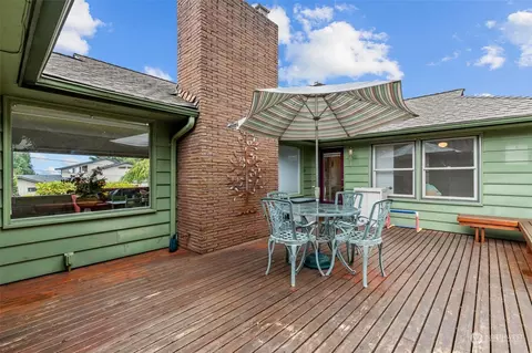 610 View Ridge Dr, Everett, WA 98203 photo 32